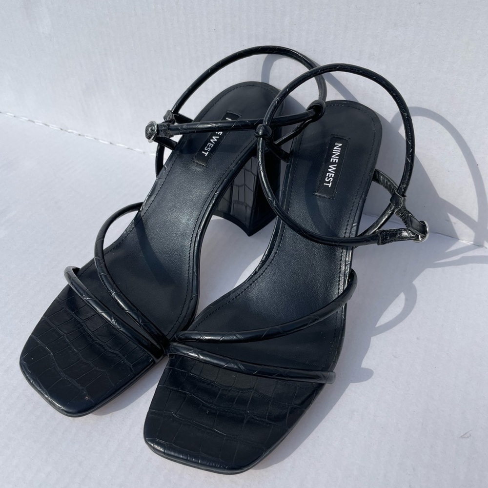 Nine West Gellar Black Croc-Embossed Block Heel Sandals | Size 9 - Picture 4 of 8